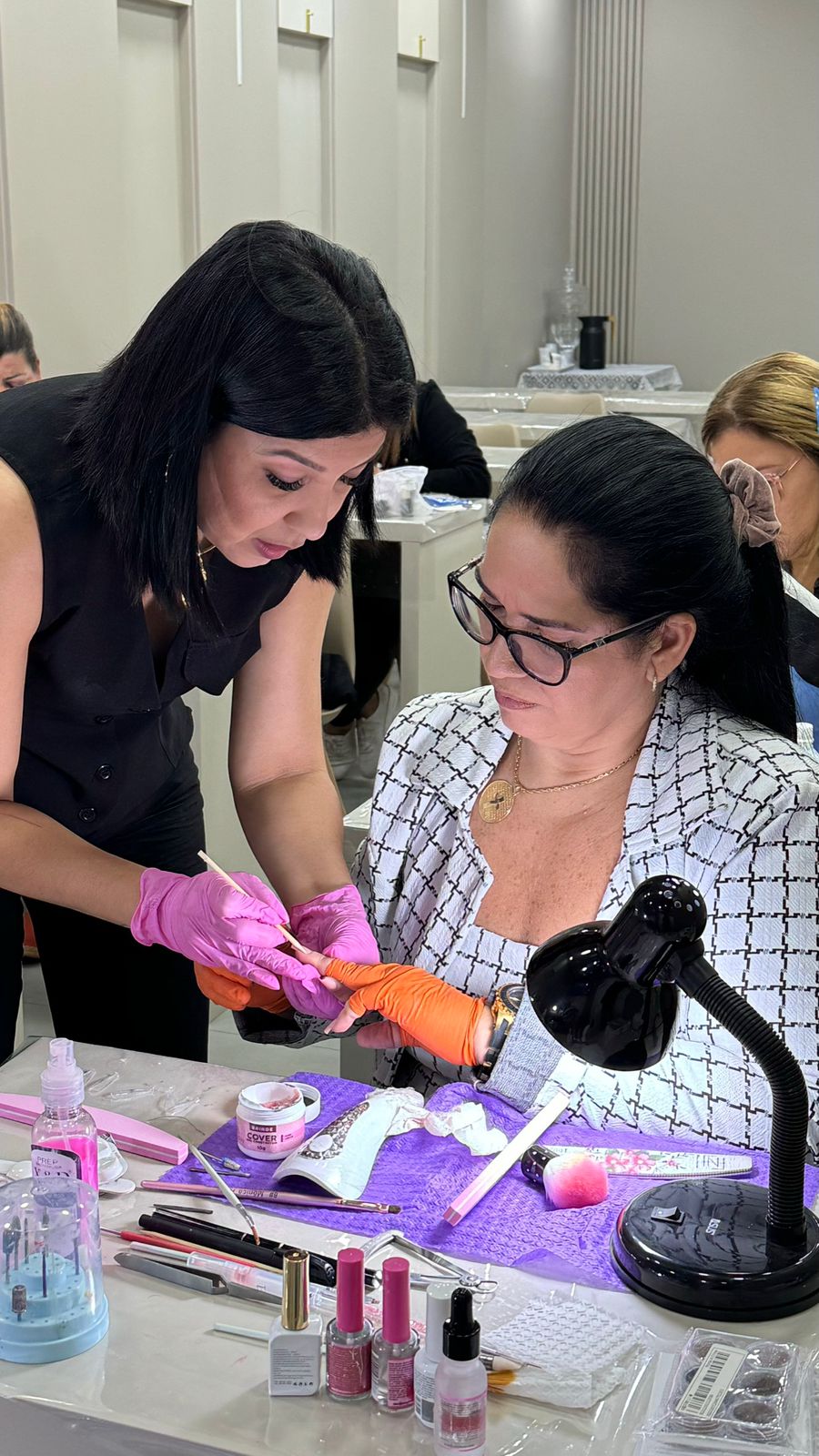 Camilla Gazeta - Portfólio 6